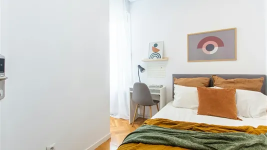 Rooms in Madrid Centro - photo 6