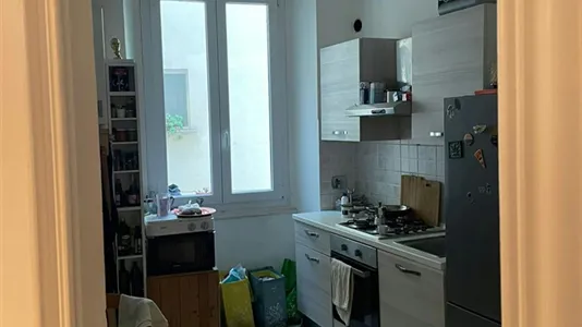 Rooms in Genoa - photo 4