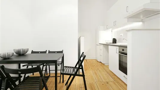 Rooms in Berlin Mitte - photo 10