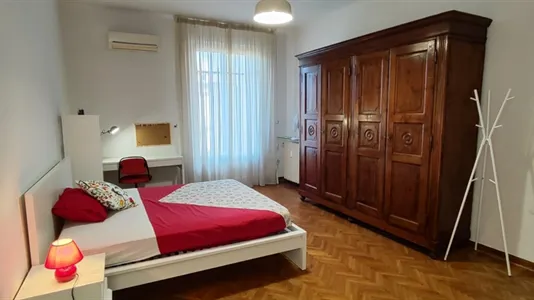 Rooms in Florence - photo 2