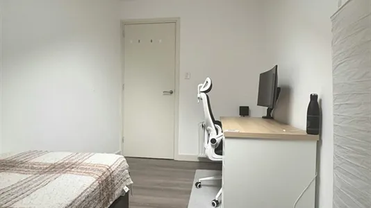 Rooms in Haarlem - photo 2