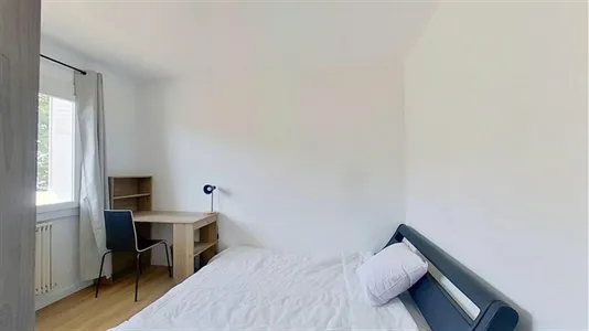 Rooms in Toulon - photo 2