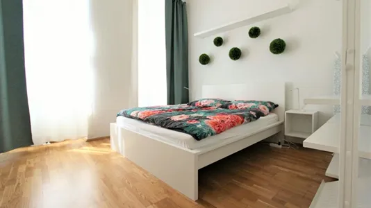 Apartments in Wien Neubau - photo 4