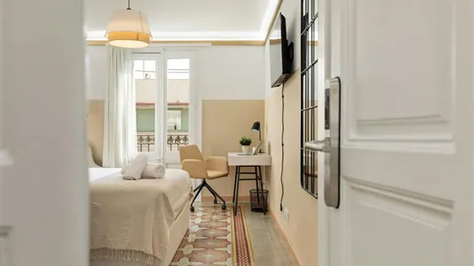 Apartments in Barcelona Eixample - photo 8