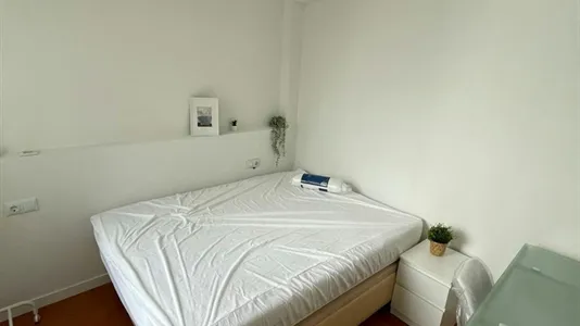 Rooms in Valencia Extramurs - photo 1