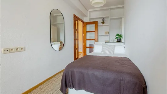 Rooms in Madrid Moncloa-Aravaca - photo 1
