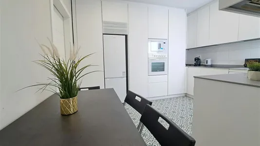 Rooms in Madrid Chamberí - photo 10