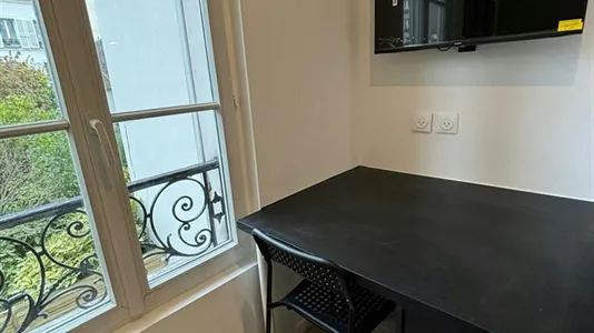 Apartments in Nogent-sur-Marne - photo 4