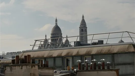 Apartments in Paris 18ème arrondissement - Montmartre - photo 10