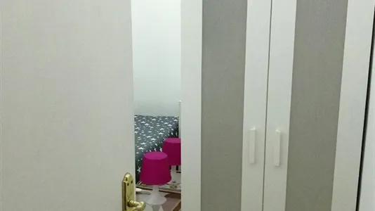 Rooms in Barcelona Ciutat Vella - photo 4