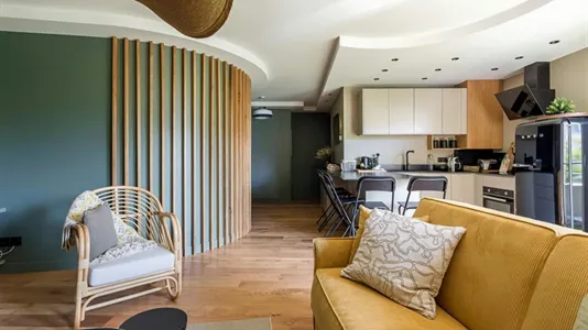 Apartments in Lyon - photo 4