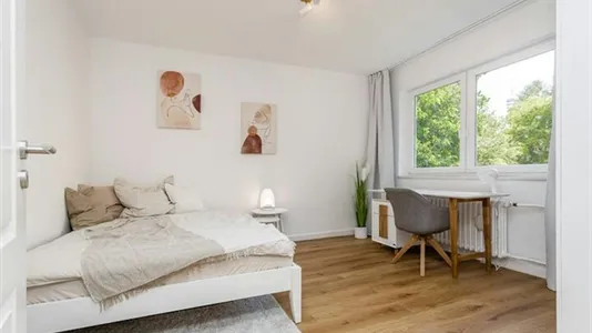 Apartments in Berlin Steglitz-Zehlendorf - photo 4