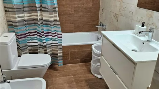 Rooms in Zaragoza - photo 10