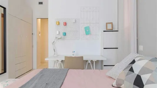 Rooms in Milano Zona 5 - Vigentino, Chiaravalle, Gratosoglio - photo 4