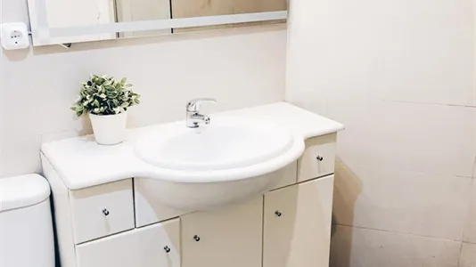 Apartments in Barcelona Ciutat Vella - photo 6