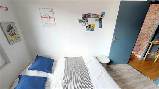 Rooms in Lyon - photo 2