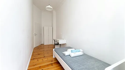Rooms in Berlin Friedrichshain-Kreuzberg - photo 7