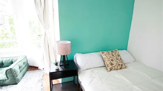 Rooms in Barcelona Eixample - photo 4