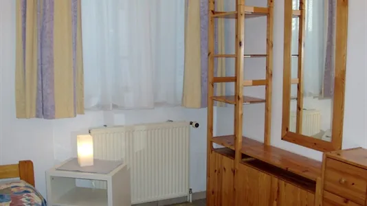 Rooms in Brussels Anderlecht - photo 4