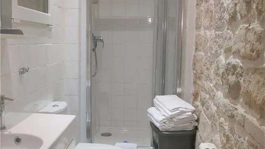 Apartments in Paris 18ème arrondissement - Montmartre - photo 9