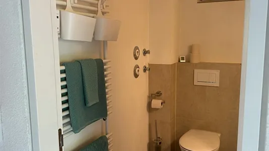 Houses in Esslingen - photo 7