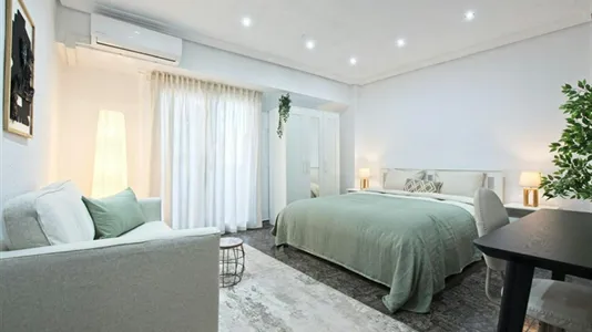 Rooms in Location is not specified - photo 1