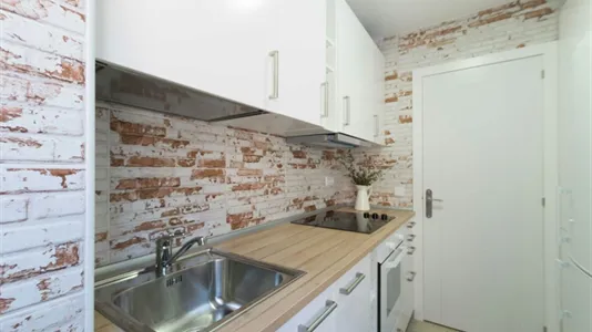 Rooms in Madrid Chamartín - photo 10