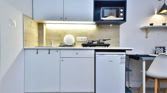 Apartments in Łódź - photo 8