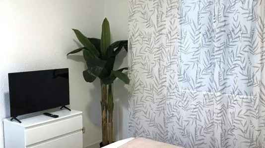 Rooms in Madrid Salamanca - photo 3