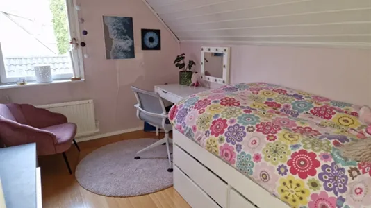 Houses in Huddinge - photo 13