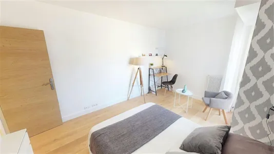 Rooms in Paris 15ème arrondissement - photo 2
