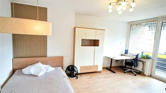 Rooms in Dusseldorf - photo 1
