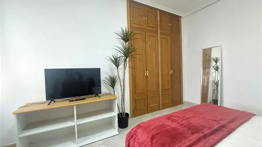 Rooms in Madrid Puente de Vallecas - photo 7