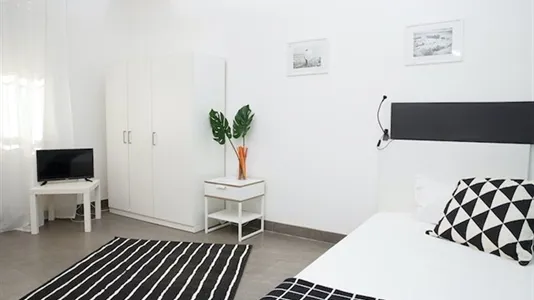 Rooms in Rimini - photo 4