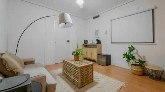 Rooms in Madrid Tetuán - photo 4