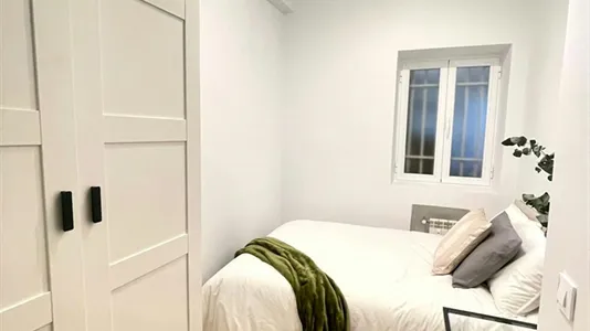 Rooms in Madrid Salamanca - photo 4