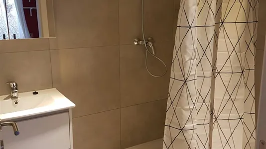 Rooms in Brussels Sint-Joost-ten-Node - photo 4