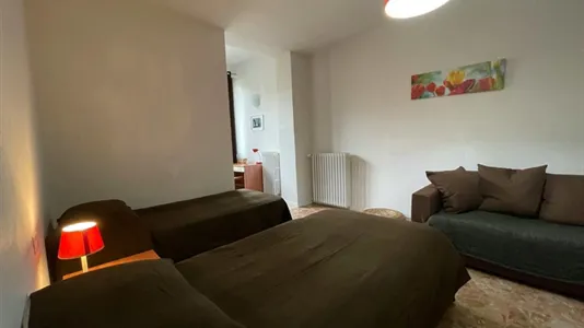 Rooms in Florence - photo 2