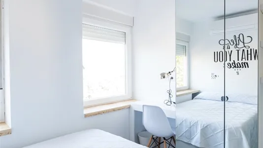 Rooms in Madrid Chamberí - photo 4
