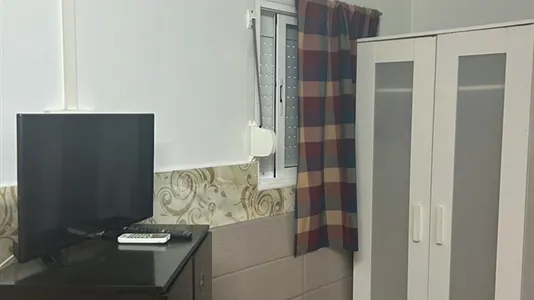 Apartments in Cornellà de Llobregat - photo 8