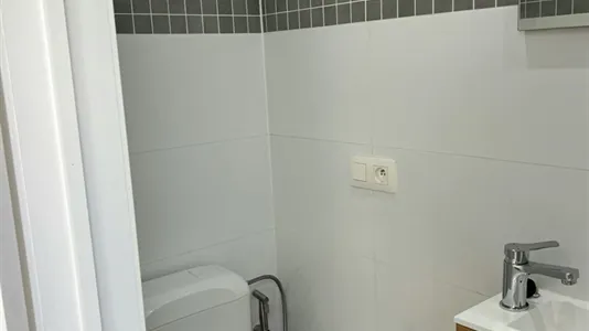 Rooms in Charleroi - photo 6