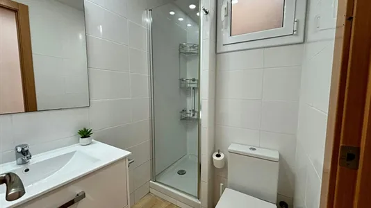 Rooms in L'Hospitalet de Llobregat - photo 10