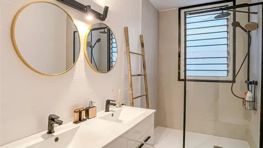 Rooms in Barcelona Eixample - photo 10