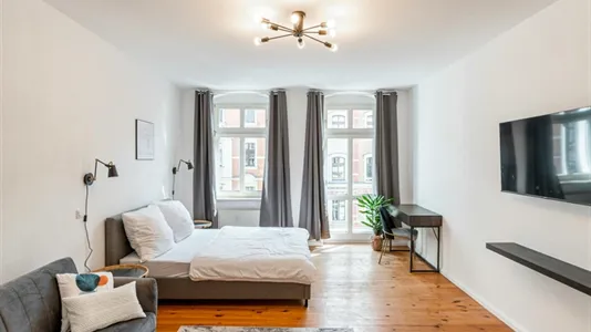 Apartments in Berlin Pankow - photo 4