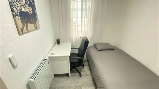 Rooms in Adaro - photo 4