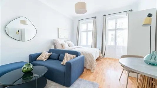 Apartments in Berlin Pankow - photo 1