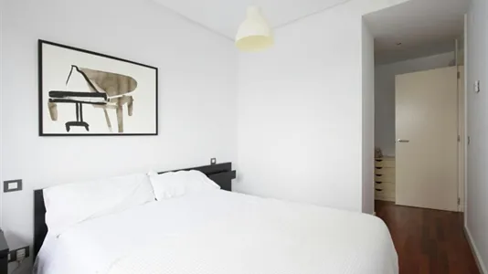 Apartments in El Encinar de los Reyes - photo 10