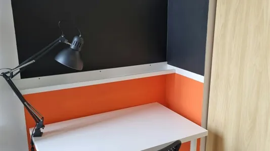 Rooms in Napoli Municipalità 4 - photo 4