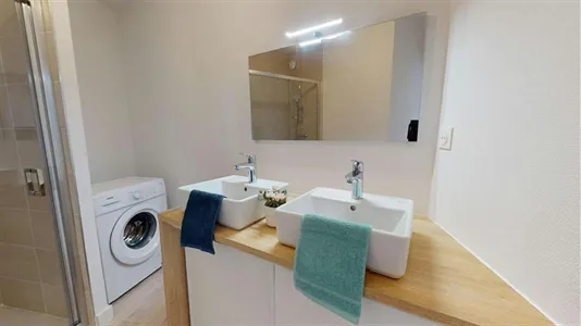 Rooms in Lyon - photo 10