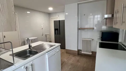 Rooms in Madrid Salamanca - photo 10